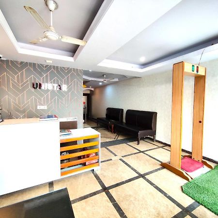 Hotel Unistar New Delhi Eksteriør bilde