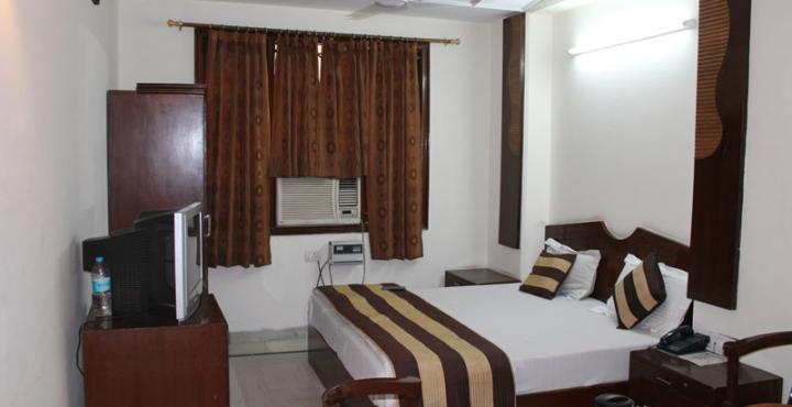 Hotel Unistar New Delhi Eksteriør bilde