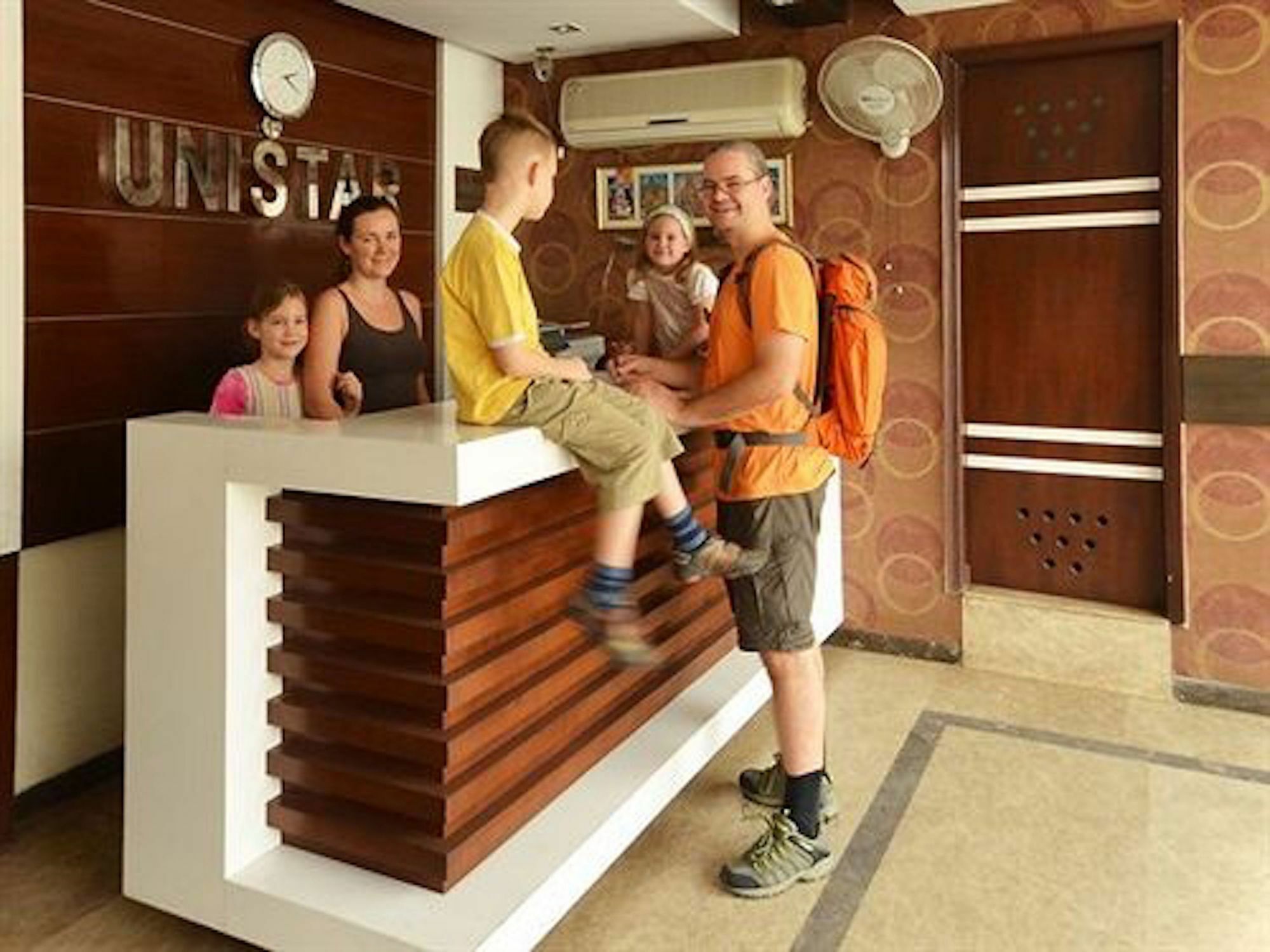 Hotel Unistar New Delhi Eksteriør bilde