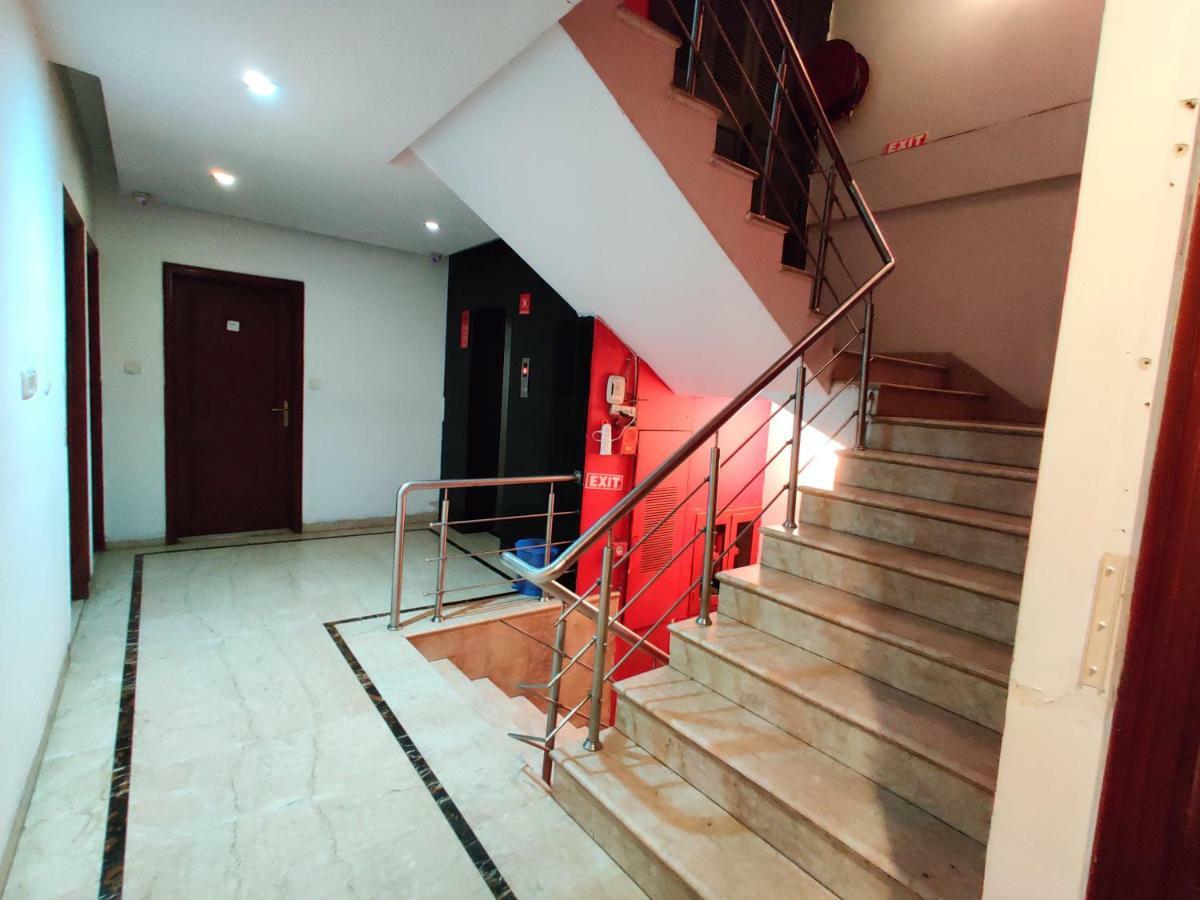 Hotel Unistar New Delhi Eksteriør bilde