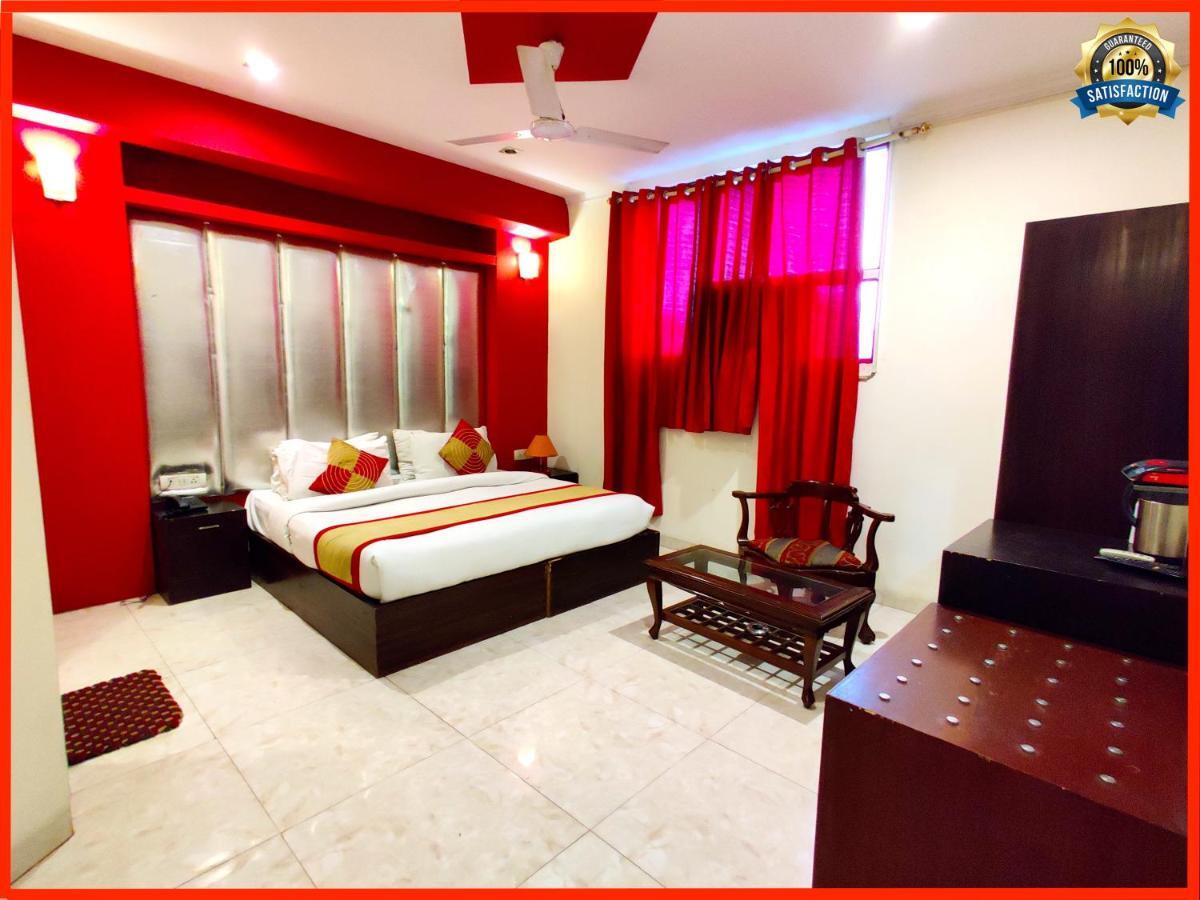 Hotel Unistar New Delhi Eksteriør bilde